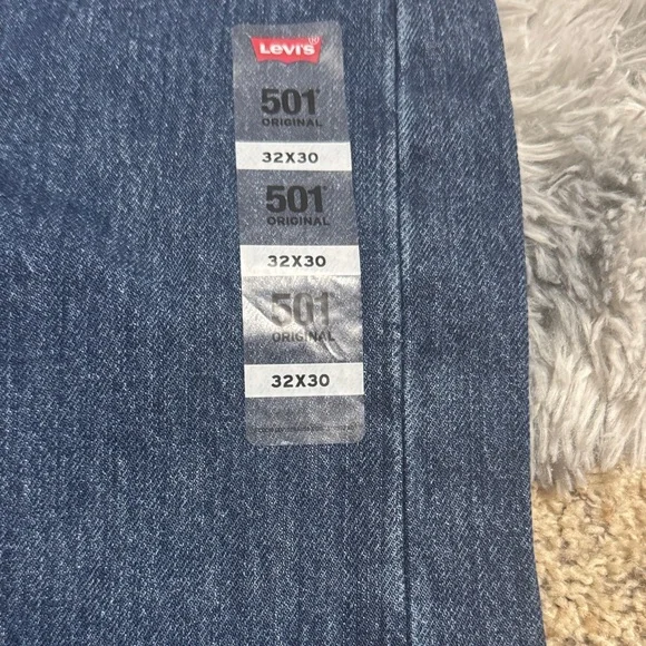 Levi's Men's Straight Jeans in Deep Blue - Picture 3 of 6